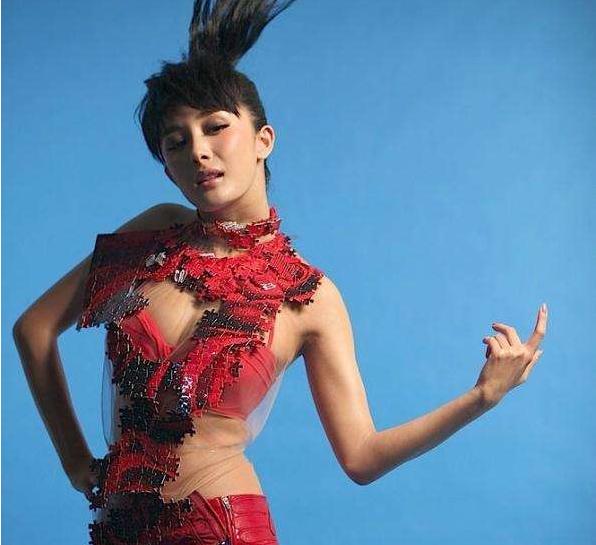 杨幂代言网袜,杨幂代言哪个品牌可乐