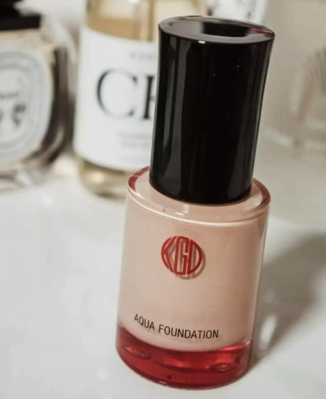 好物推荐夏日如何抵御脱妆,夏天脱妆浮粉斑驳四个简单小技巧