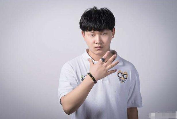 qghappy和gk败者组巅峰对决,qghappy对战dl第二局视频