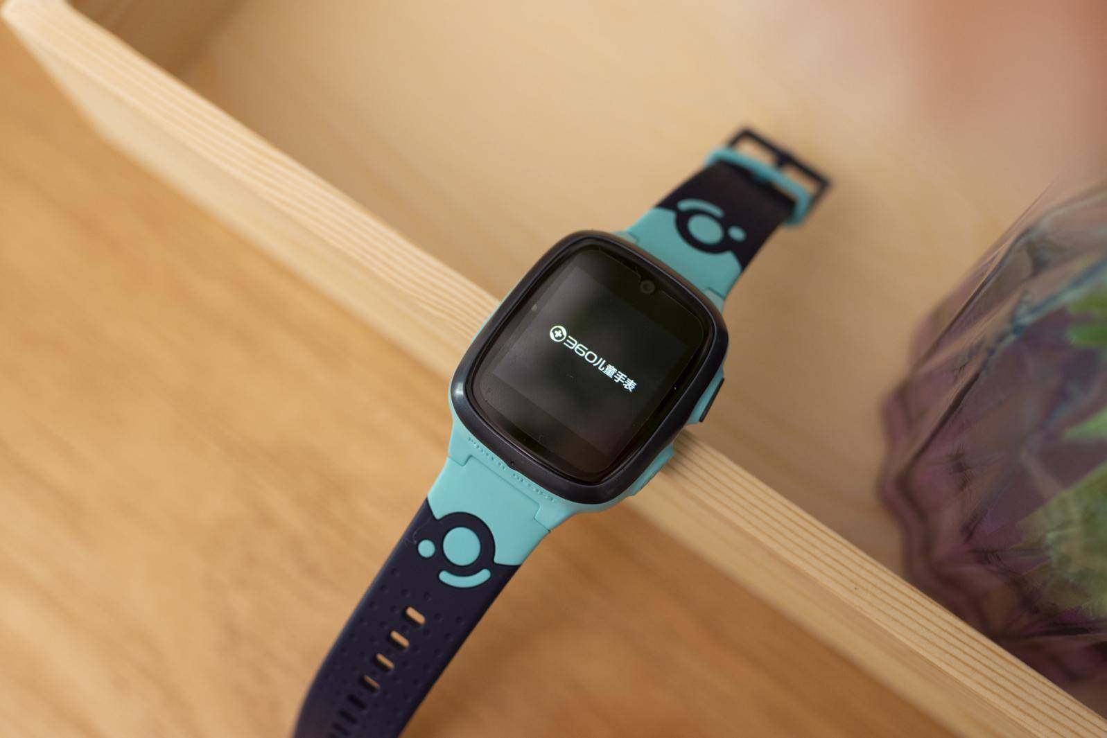 360儿童手表10x测评质量怎么样,360儿童电话手表9x和9xpro选哪个