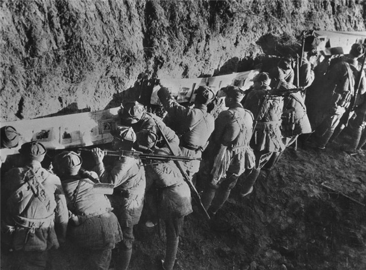 双枪老太婆结局如何?周总理希望刀下留人,毛主席嘱托善待其家属