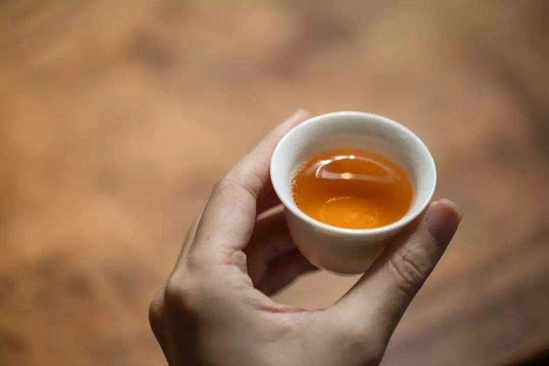 品牌普洱茶哪一款口粮茶性价比高,普洱茶大厂茶是哪些