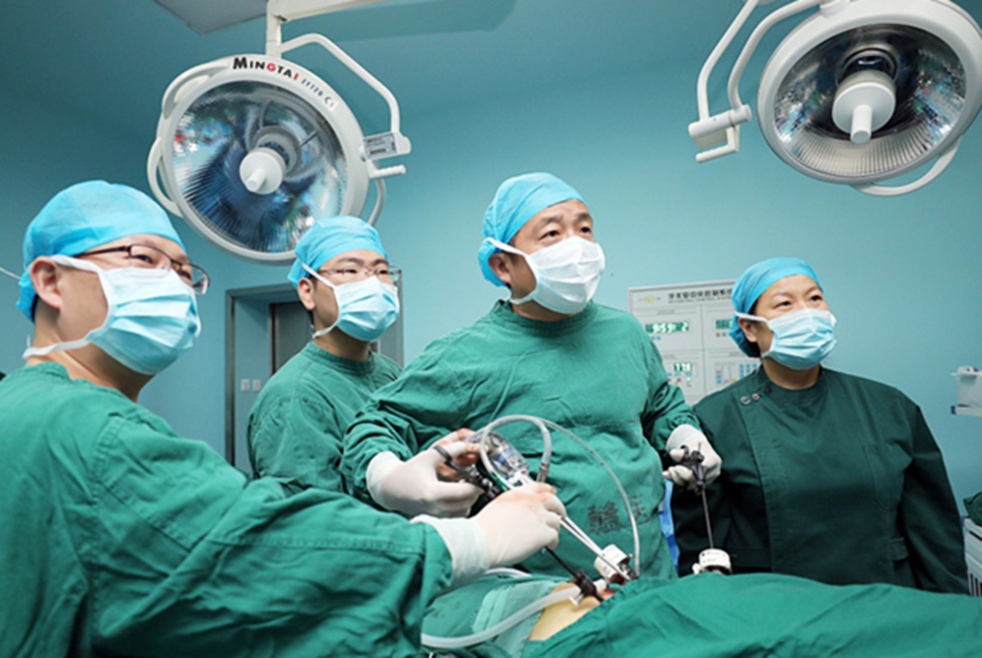 文科女生适合报考的211大学及专业,400分文科女生前景最好的十大专业