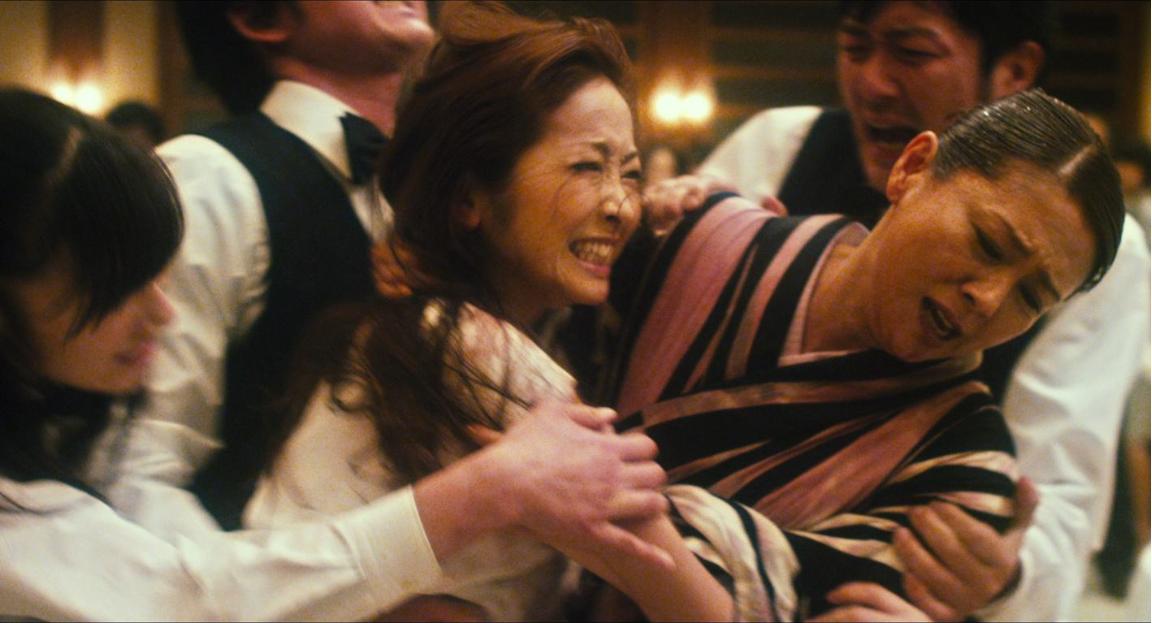 不懂为什么原配都要去打小三,为什么原配痛恨小三却不找男人闹