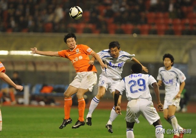 前国脚王霄,王霄国足