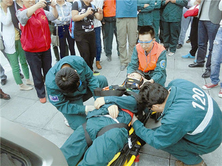 癫痫发作后怎么预防,癫痫发作后咬伤舌头需要急救吗