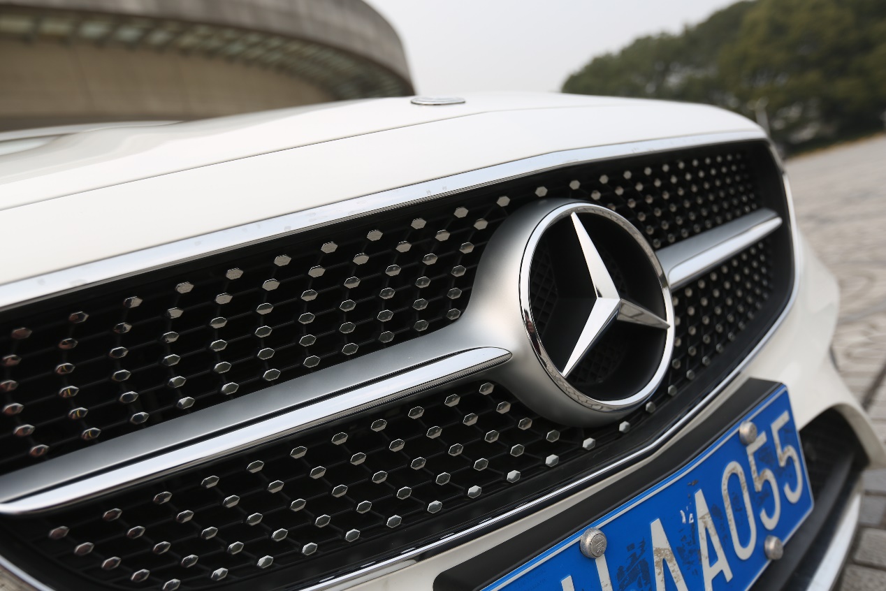 自有格调优雅随行试驾奔驰E2004MATIC敞篷轿跑