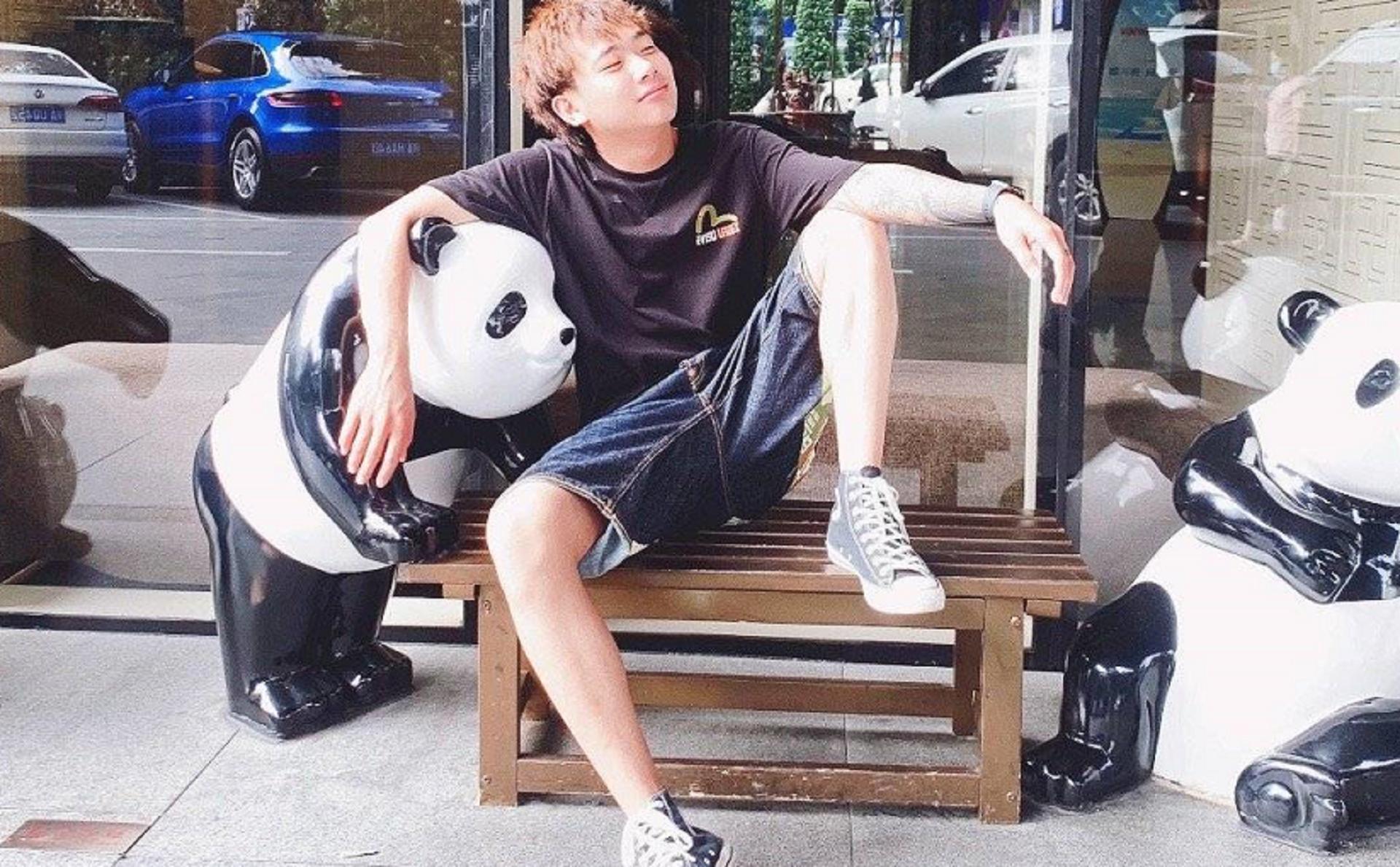 唐人小哥令人作呕表情包,唐人小哥表情包