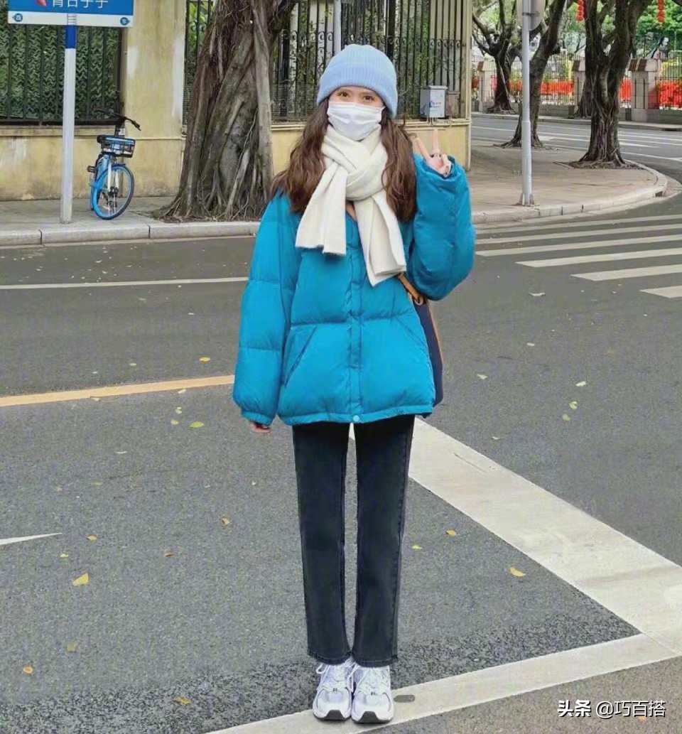 短款显瘦洋气羽绒服,短款羽绒服时尚高级感穿搭