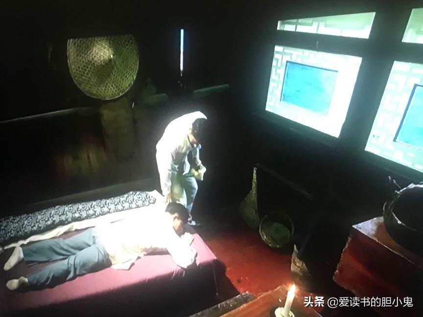 《笑里藏刀》:刀与鞘之间的戏中戏