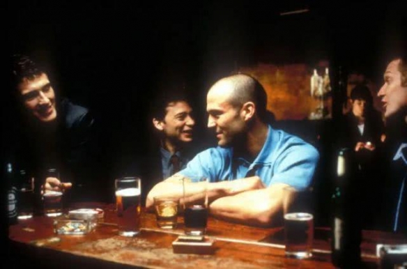 豆瓣上8分的喜剧片有哪些,近五年豆瓣评分高的华语喜剧片