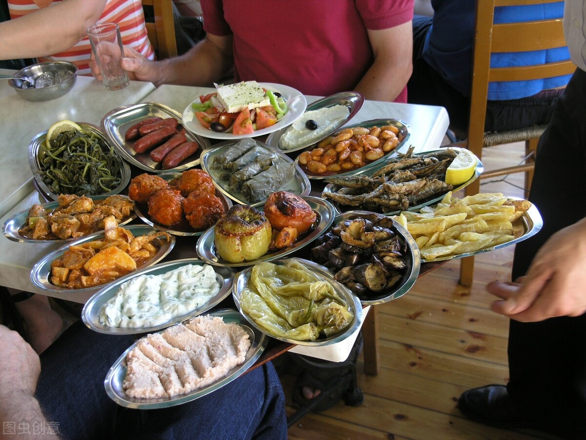 移民希腊最新政策,希腊25万移民的利弊