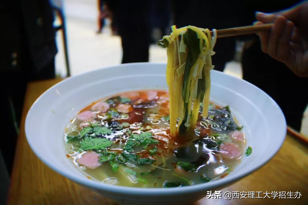 大学食堂难吃？这组图片将颠覆你的认知！