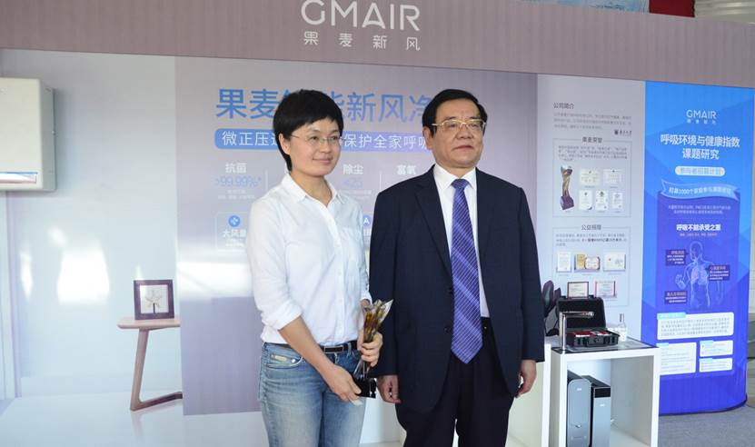 果麦新风和秒新新风哪个好,果麦新风是属于果麦文化吗