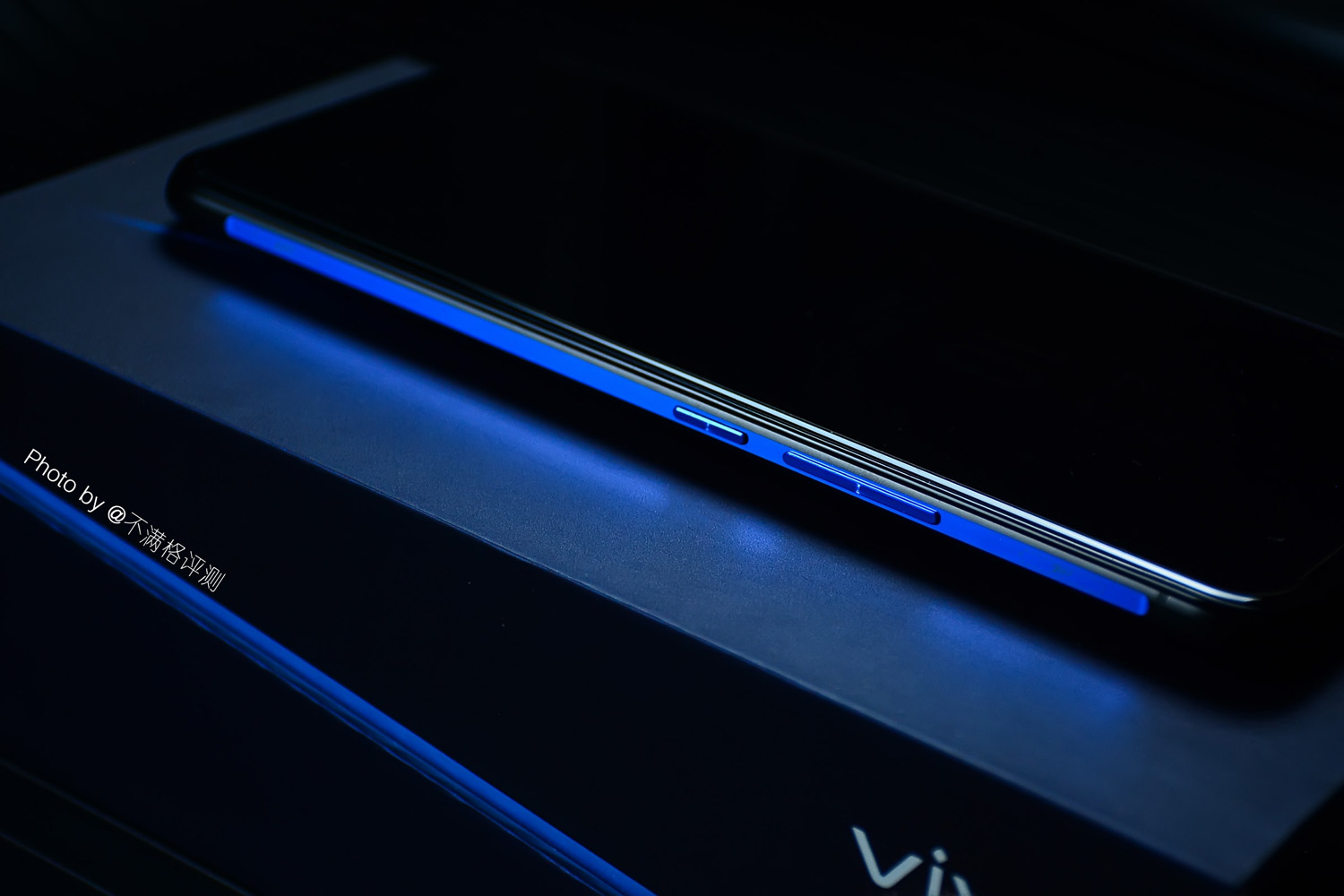 vivoiqoo8provsmate30pro,不吹不黑手机体验