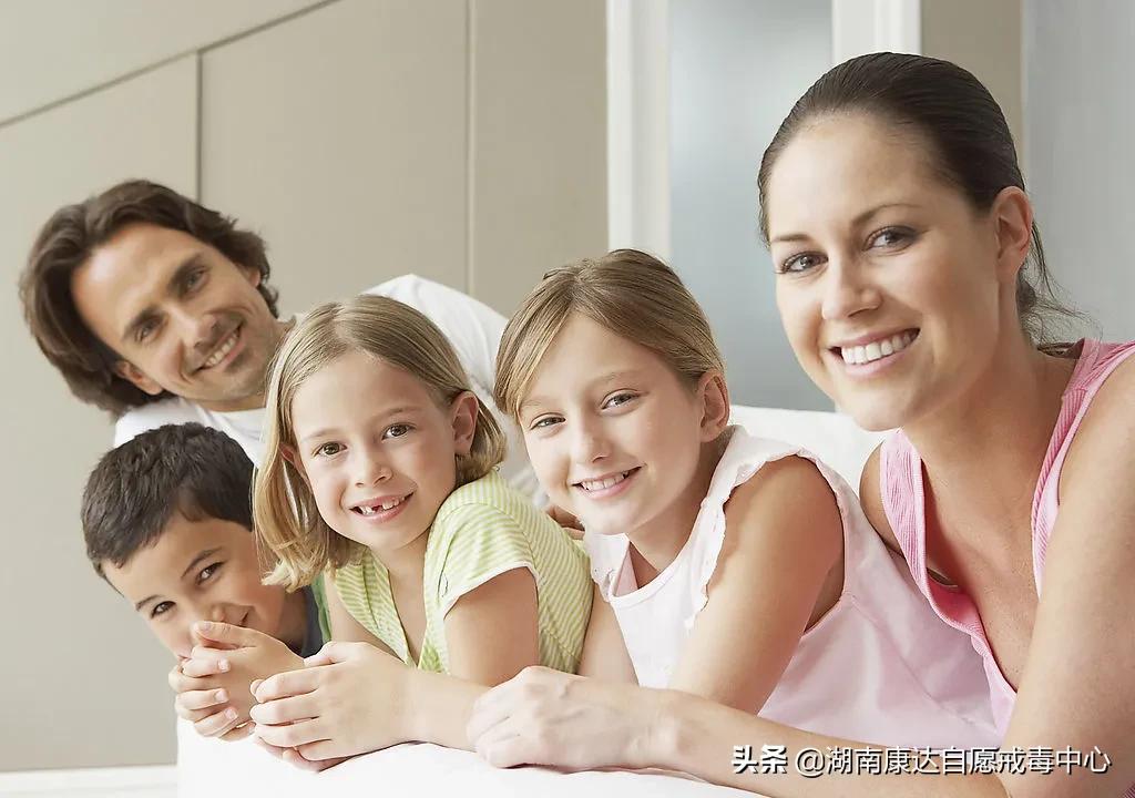 家里有人吸毒该怎么办,家里人吸毒