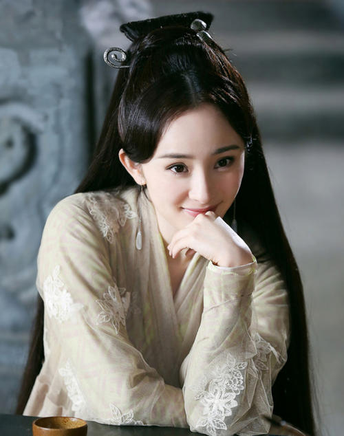 杨幂款手办,杨幂1:1手办