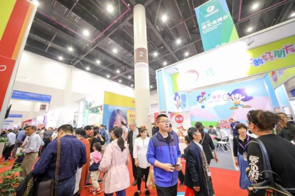 一大波美食正向你靠近,一大波美食来临