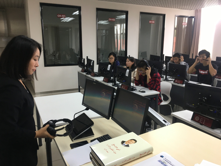 巴基斯坦为什么用阿拉伯文,阿拉伯语从右写到左