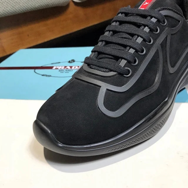 致敬普拉达,致敬科比签名版跑车