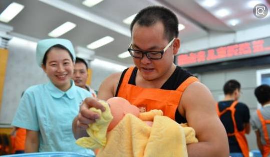 如何打造一个合格奶爸,如何成为一个超级奶爸