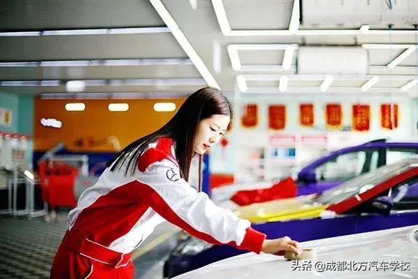 美容培训学校学费一般要多少钱,万通汽车美容培训班学费多少