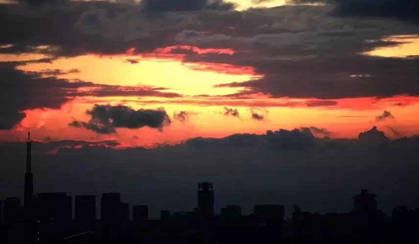 蓝天白云晴空万里发朋友圈,蓝天白云晴空万里宝应