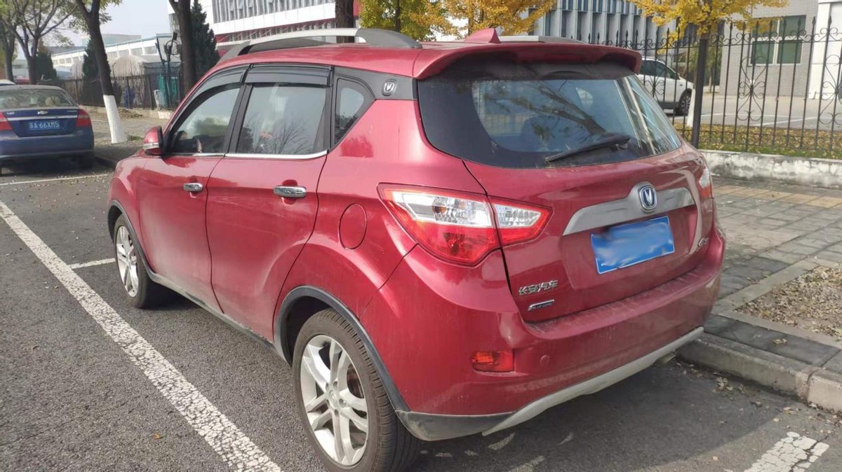 3万元二手长安cs35,长安cs35二手车18年五万公里多少钱