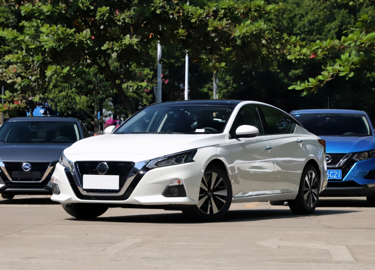 天籁被严重低估的车,日产天籁2.0t有bose音响吗