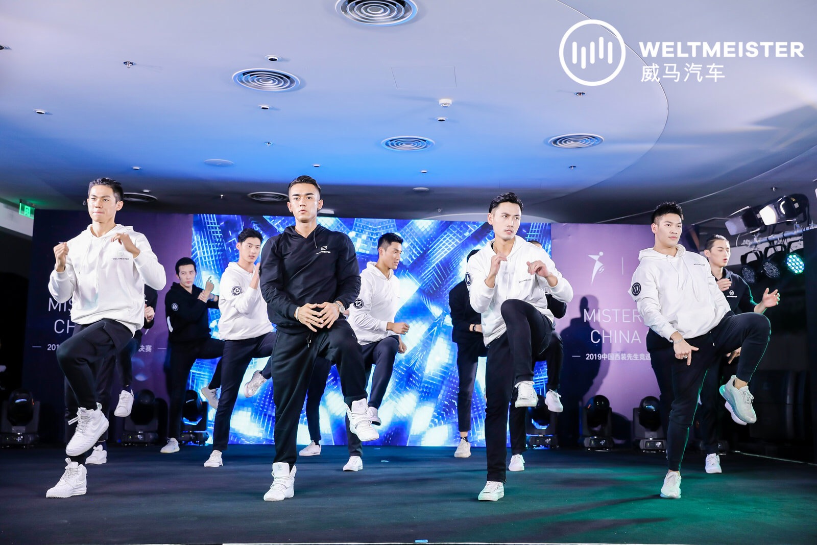 2019中国西装先生竞选落幕高颜值选手云集