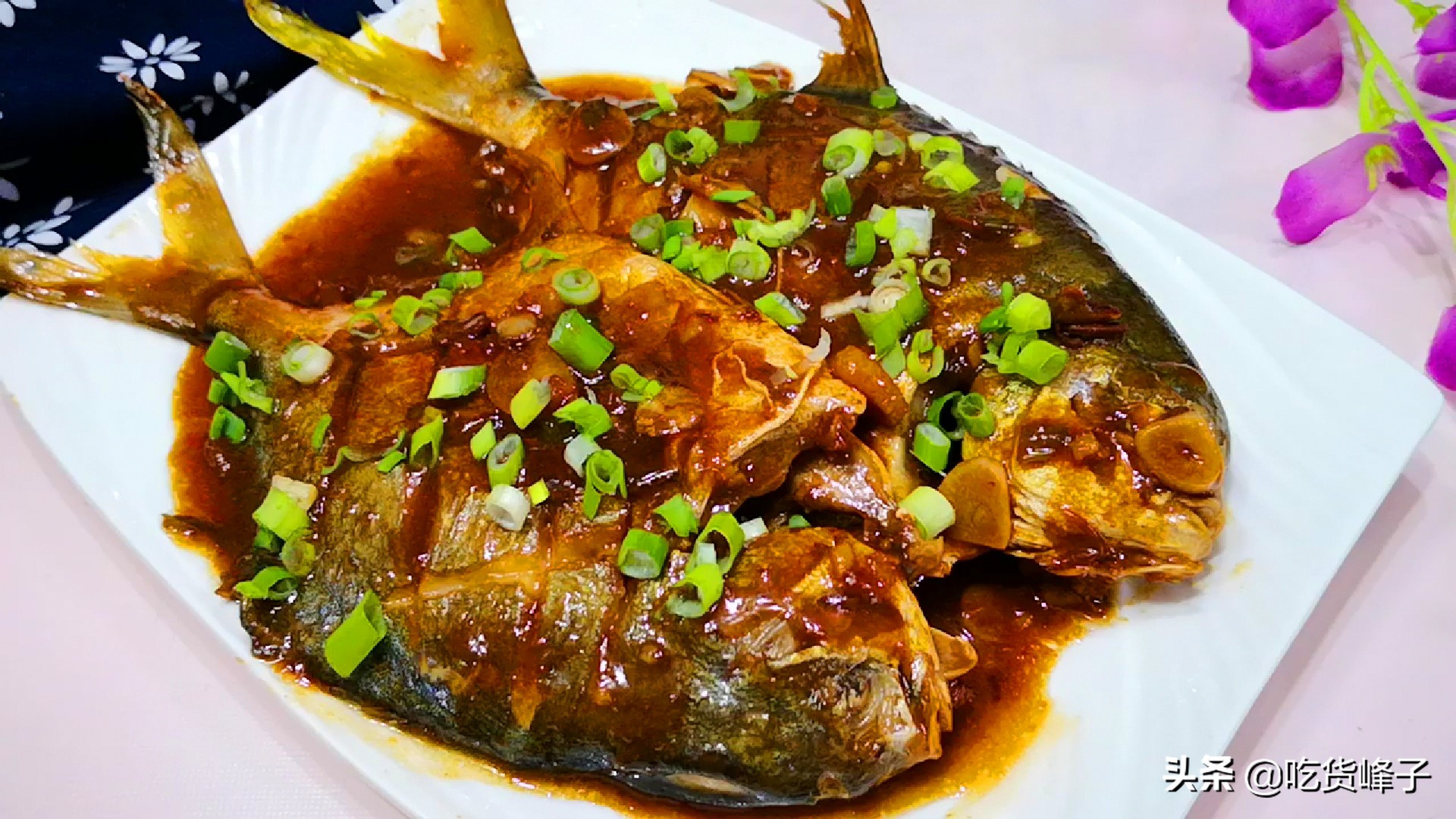 炖鱼出白汤的关键加凉水还是热水,炖鱼时汤加少了再加热水还是凉水