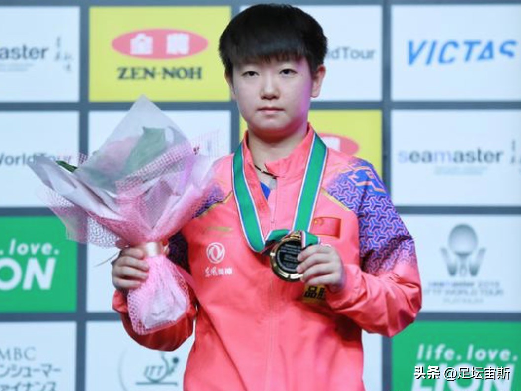 致敬!蔡振华56岁师妹第5次获得奥运名额国乒小魔王被捏脸笑开花