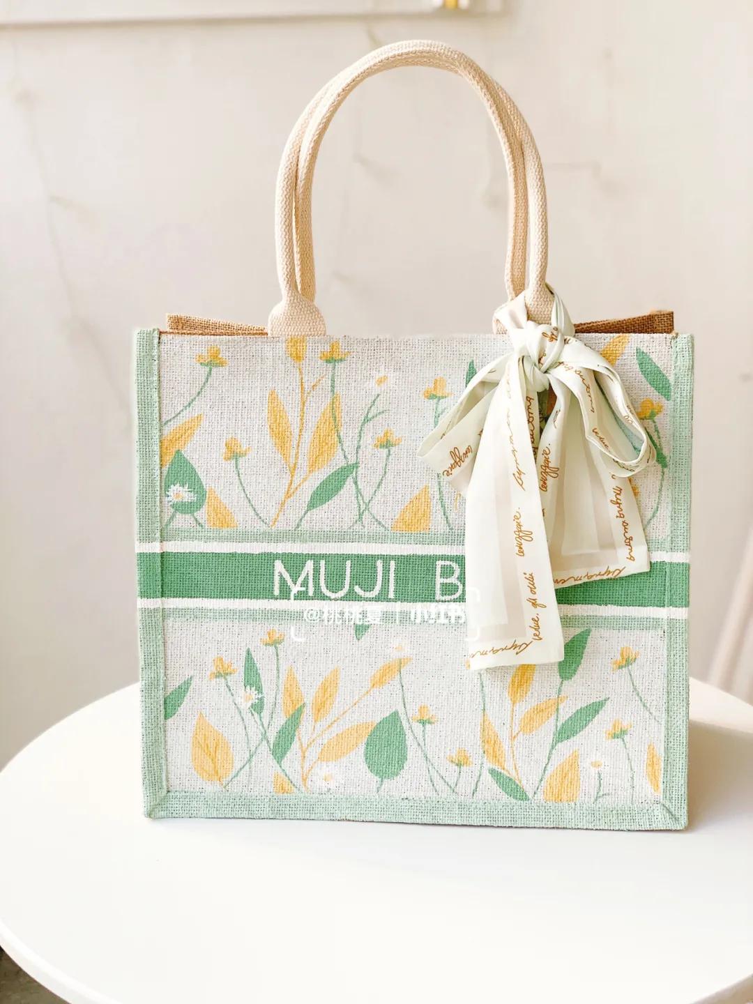 鞠婧祎妆容和杨幂对比,鞠婧祎穿山寨货被发现