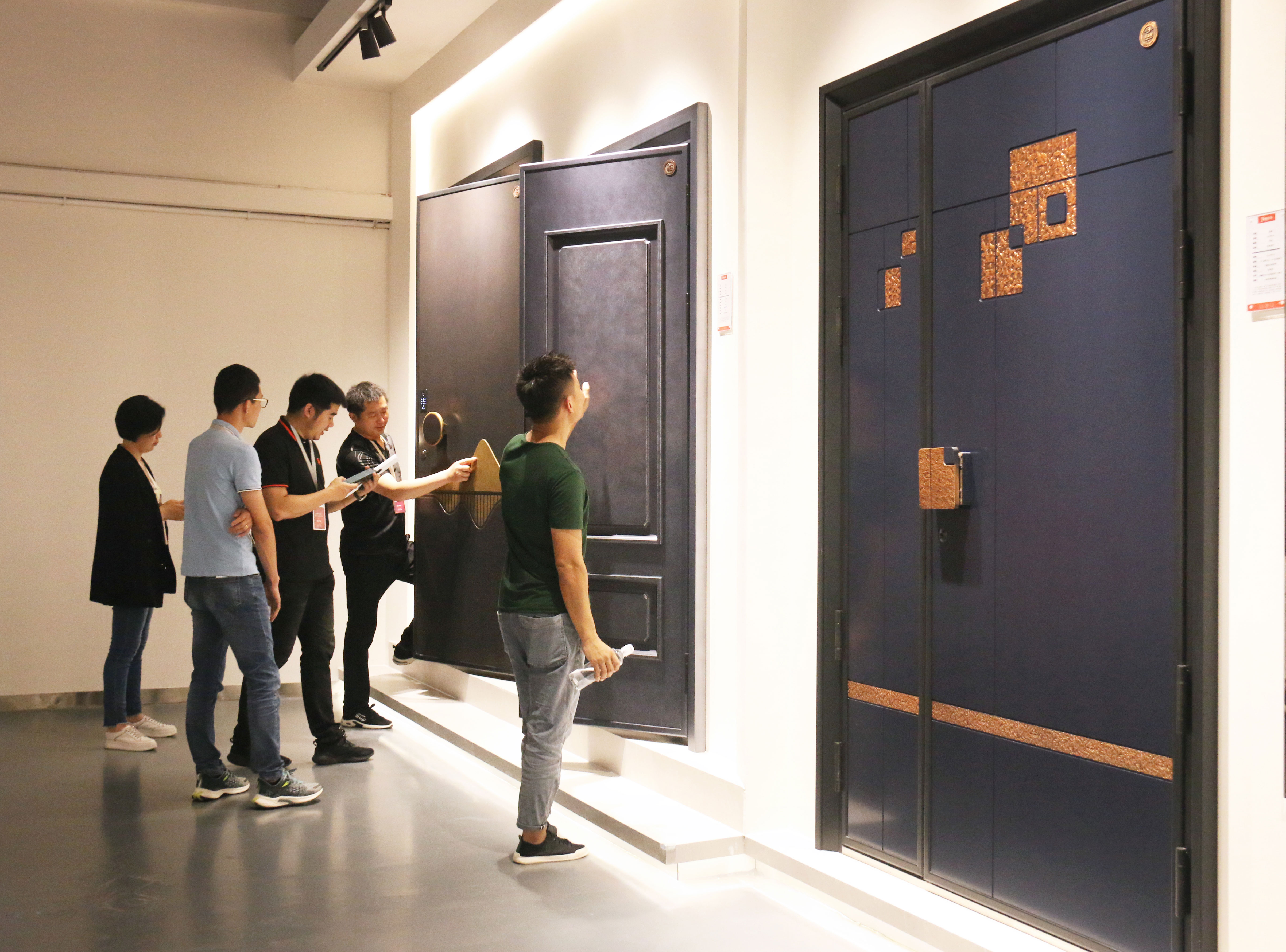 耀出·新境界！万嘉集团新品发布会，以远见启新篇