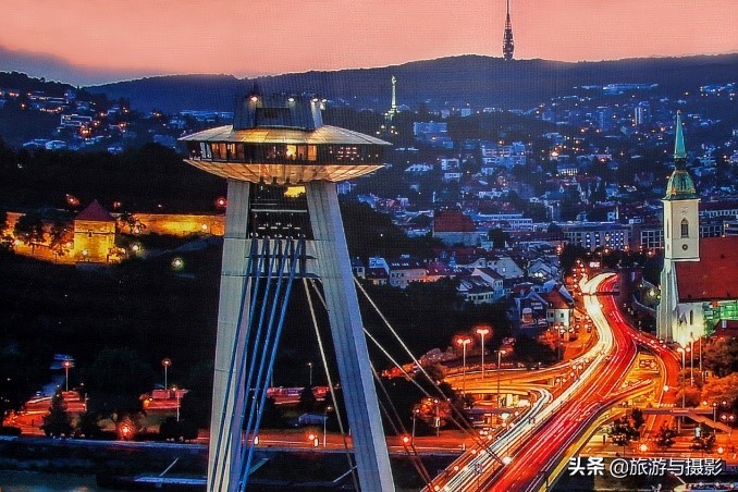 世界上拥有三个唯一的首都国家,全球唯一一个有两个首都的国家