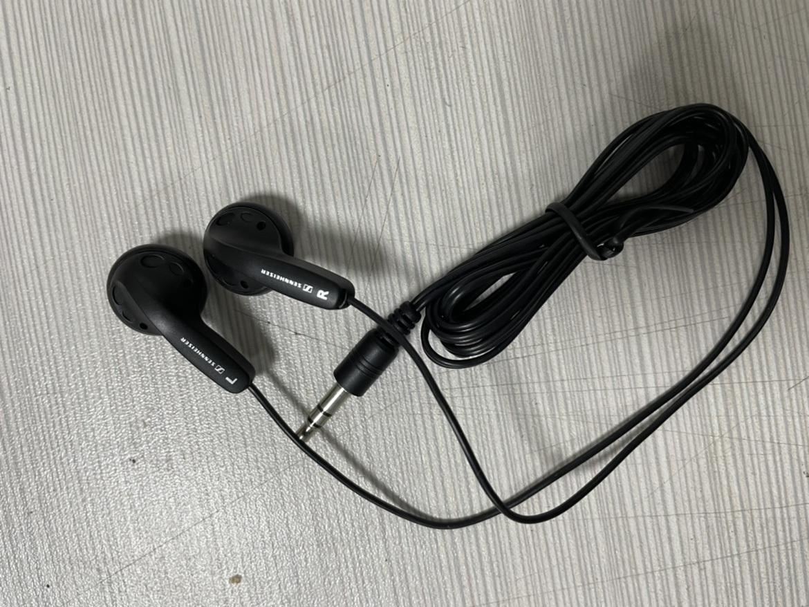 平头耳塞优缺点,平头耳塞式耳机越来越少