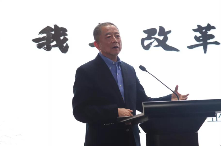 听建业老胡讲述“我与改革开放四十年的故事”