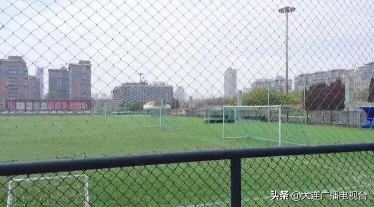 奥林匹克为什么没有网球,奥林匹克体育中心让进去踢足球吗