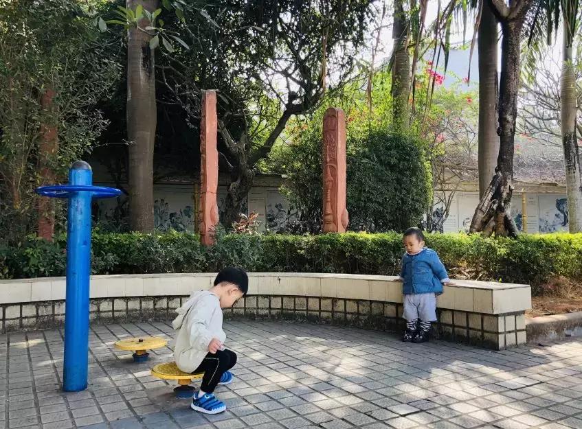 来姐告口岸体验一把非一般的跨境“网”商