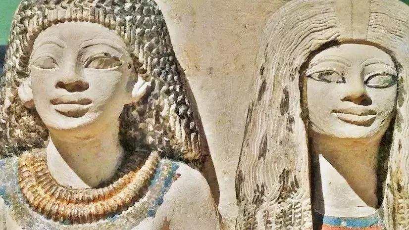 即便肿成猪头，人类依然无惧染最骚的发色