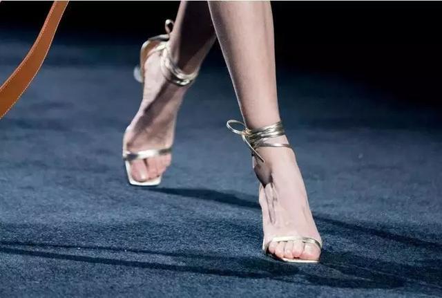 ep雅莹女神节,ep雅莹小西装