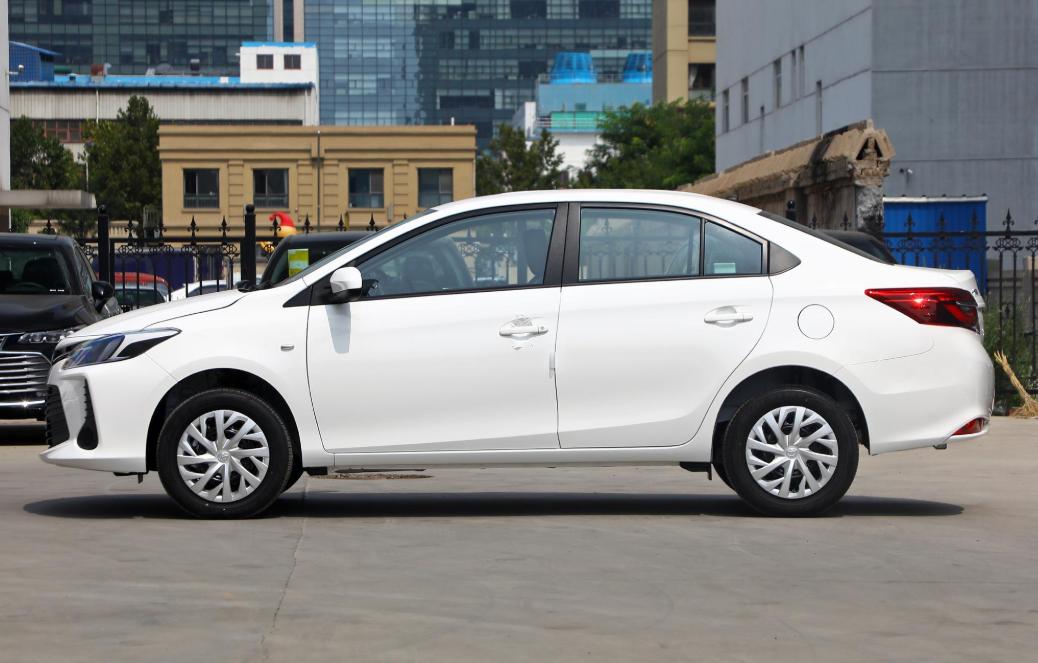 丰田威驰2014款1.3自动保值率,丰田威驰油耗05年