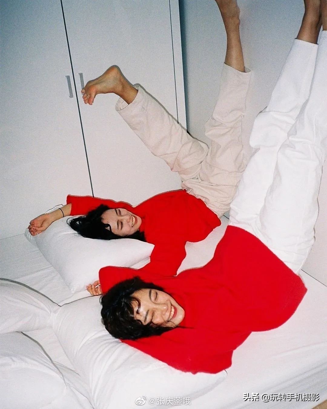 室内泳池闺蜜拍照姿势,多个闺蜜拍照姿势大全