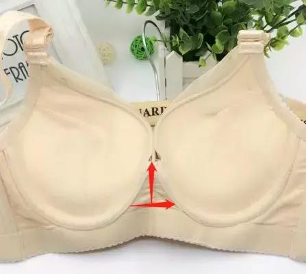 这么多年,我一直假装很会挑文胸……