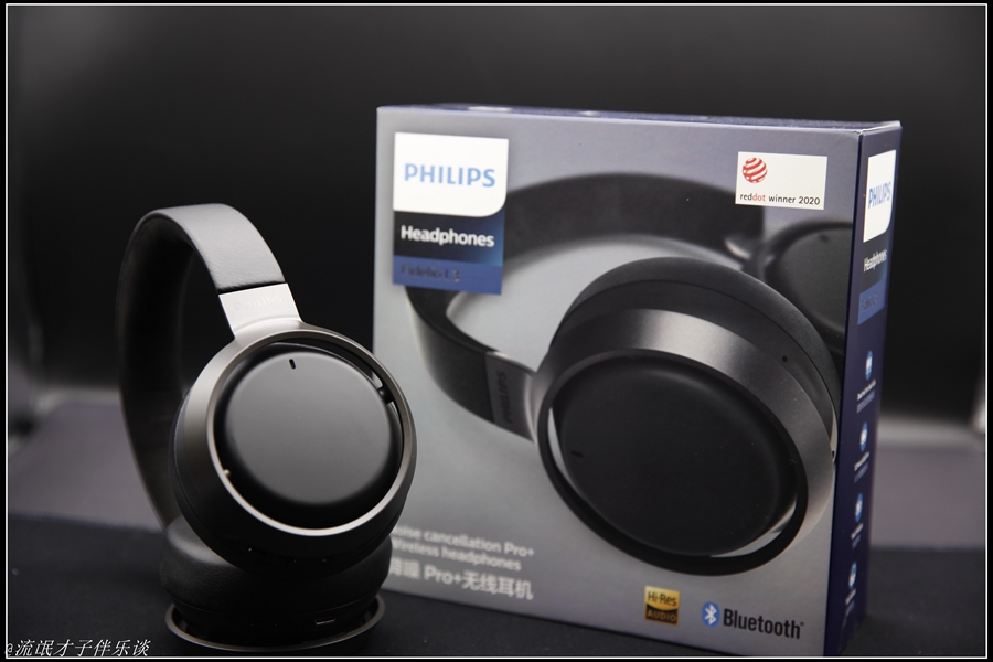 两件套时尚套装口罩,飞利浦l3耳机使用