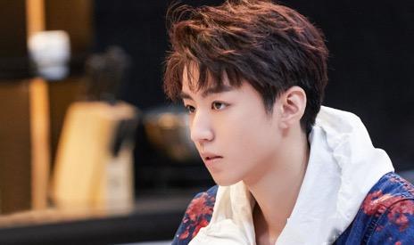 谢霆锋曝光现场视频,谢霆锋儿时花絮视频