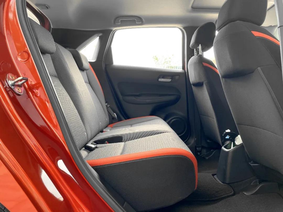 小型汽车的底盘都多高,小型车底盘