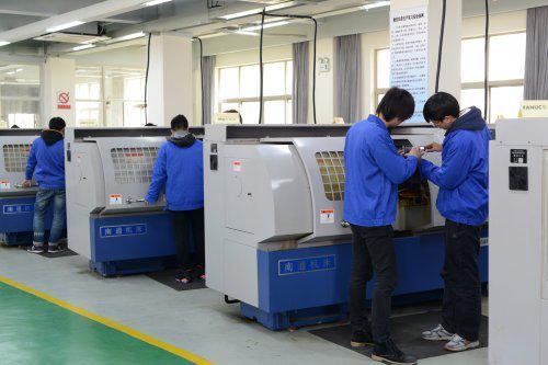 专科生没有本科生出路好吗,读专科哪个专业就业工资比较高