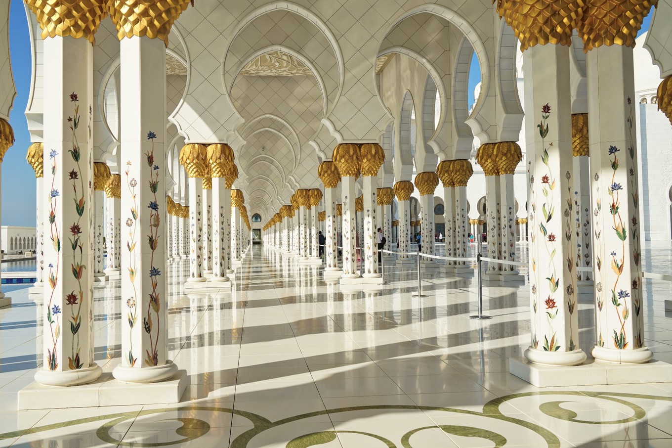 阿布扎比酋长皇宫酒店攻略,阿联酋皇宫酒店旅游攻略