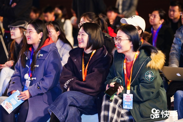 快手全面扶持知识创作者平均每条知识视频获得1万*放播**